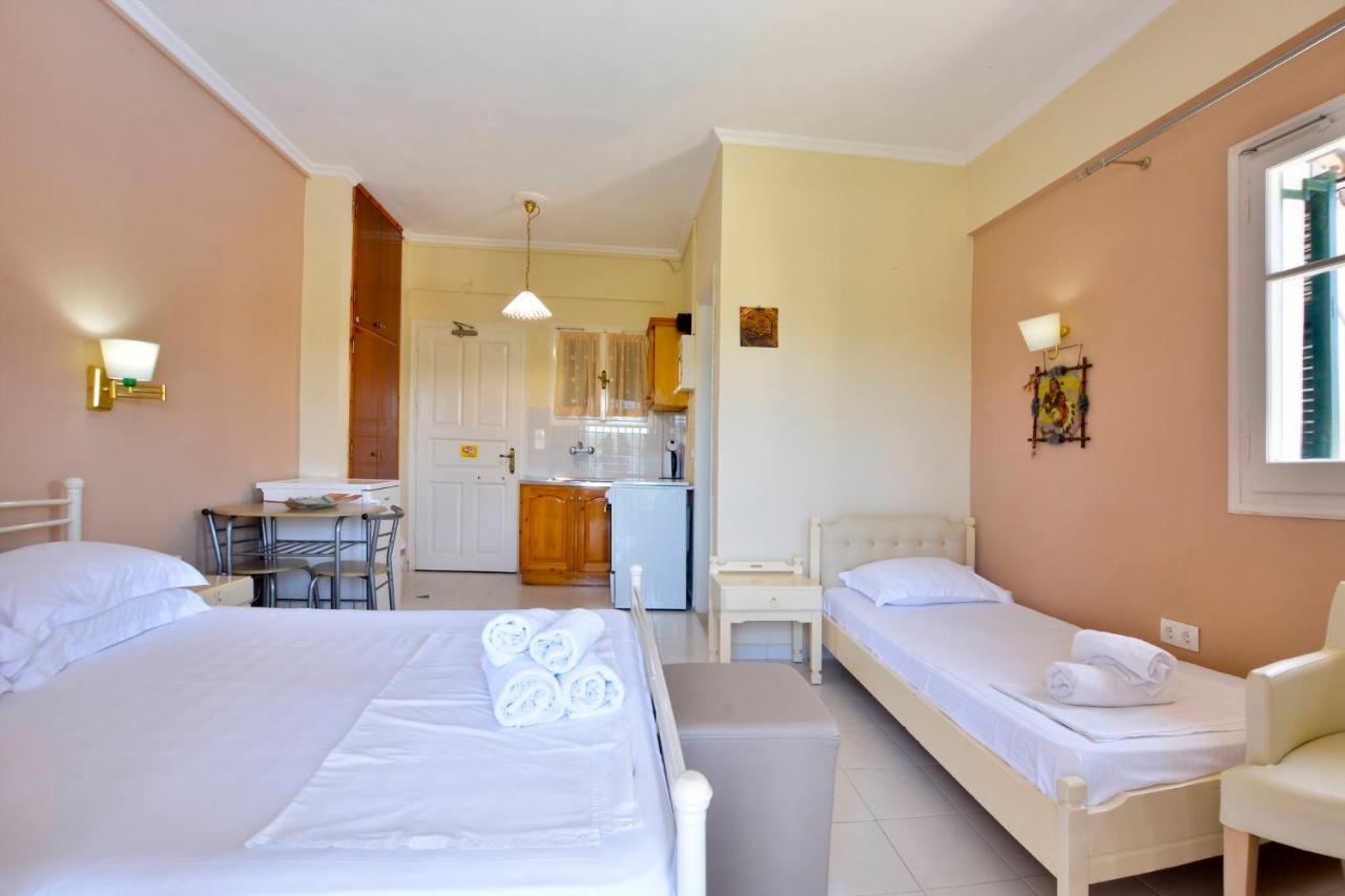 Xristina Apartment